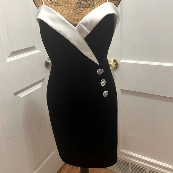 Betsy & Adam Dresses & Skirts - Vintage 90s dress